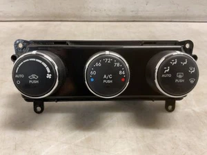 Jeep JK Wrangler Automatic Temperature Control 55111170AF w Hardtop 11-13 166782 - Picture 1 of 10