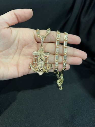 Ciondolo ancora Guadalupe vergine vergine uomo donna placcato oro e catenina Valentino