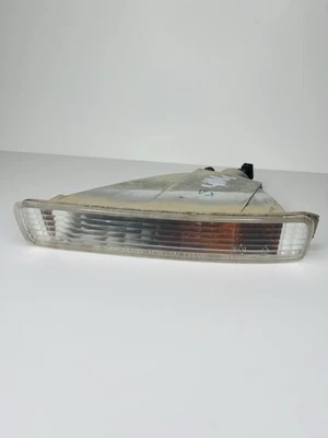 Luz de señal de giro del parachoques delantero Acura Legend 1991-1995 sedán lado del conductor izquierdo OEM Foto 1 de 4