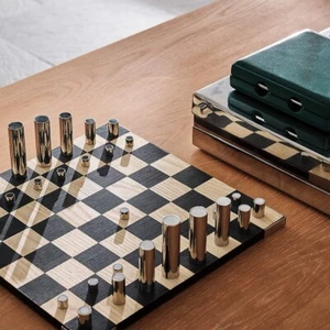CB2 Famiglia Chess Set New Gianfranco Frattini - Picture 1 of 4