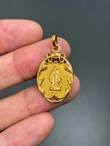 Superbe médaille ancienne Vierge miraculeuse Lourdes Plaqué Or Fix Art Nouveau - Picture 1 of 3