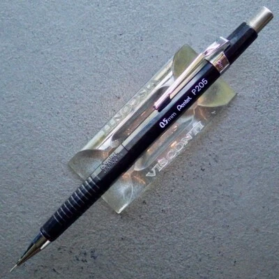 Lápiz mecánico PENTEL P205 reparado•facetado•0,5 mm•Push Derby•Borrador•Envío gratuito a EE. UU. Foto 1 de 2