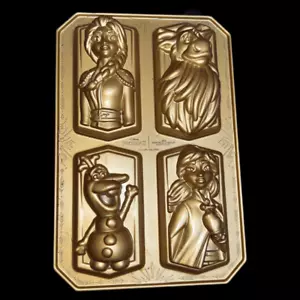 Nordic Ware Frozen II Kuchenform Kuchenform Elsa Anna Olaf Sven 2,5 Tassen - Bild 1 von 3