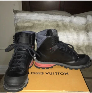 LOUIS VUITTON 2015 Size 8.5 Black Red Calfskin Damier Blizzard Boots - Picture 1 of 8