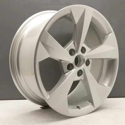 Llanta de aleación AUDI A3 S LINE SPORTBACK 8Y 18" PLATEADA 8J OEM 8Y0601025J X1 - Imagen 1 de 4