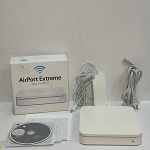 Apple AirPort Extreme 802.11n WiFi Router A1354 4th Gen Base Station MC340LL/A - Picture 1 of 10