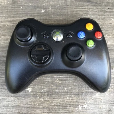 Official Microsoft Xbox 360 & Windows Black Wireless Controller 1403 OEM - Image 1 of 4