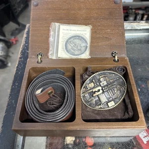 Burlington Northern Railroad BN Railway Train Vintage Belt Buckle Set W/Coin - Picture 1 of 10