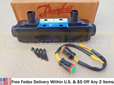 JCB PARTS  - GENUINE DANFOSS VICKERS SOLENOID VALVE ASSY. (25/104700 25/220998) - Image 1 of 4