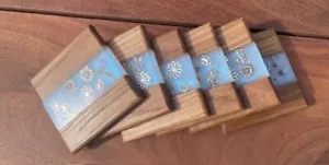Set 6 sottobicchieri quadrati legno e resina bianca e trasparente argento con inserti floreali - Foto 1 di 12
