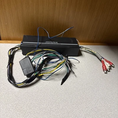 KTP-445A Alpine Head Unit In-Line 4-Channel Power Pack Amplifier 45W RMS x 4 - Image 1 of 4