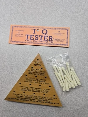 Vintage 1975 IQ Tester Peg Game Triangle Puzzle Venture MFG USA with Pegs - Image 1 of 3