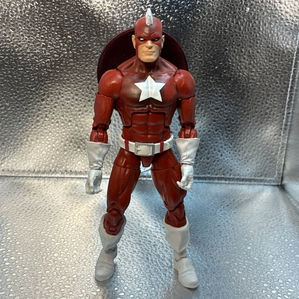 Figura de acción completa Marvel Legends Hasbro Giant Man serie BAF Red Guardian Foto 1 de 4