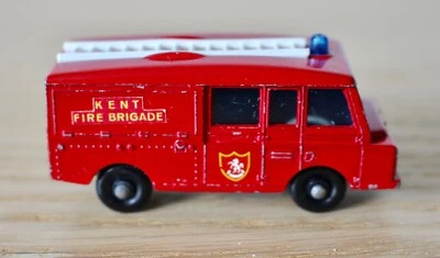 Matchbox Series 1-75 No. 57 Land Rover Fire Truck VNM Unboxed. - Image 1 of 4