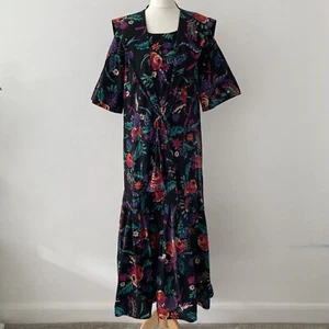 Abito vintage Droopy & Browns taglia 12 Angela Holmes nero fiori fiori marinaio - Foto 1 di 11