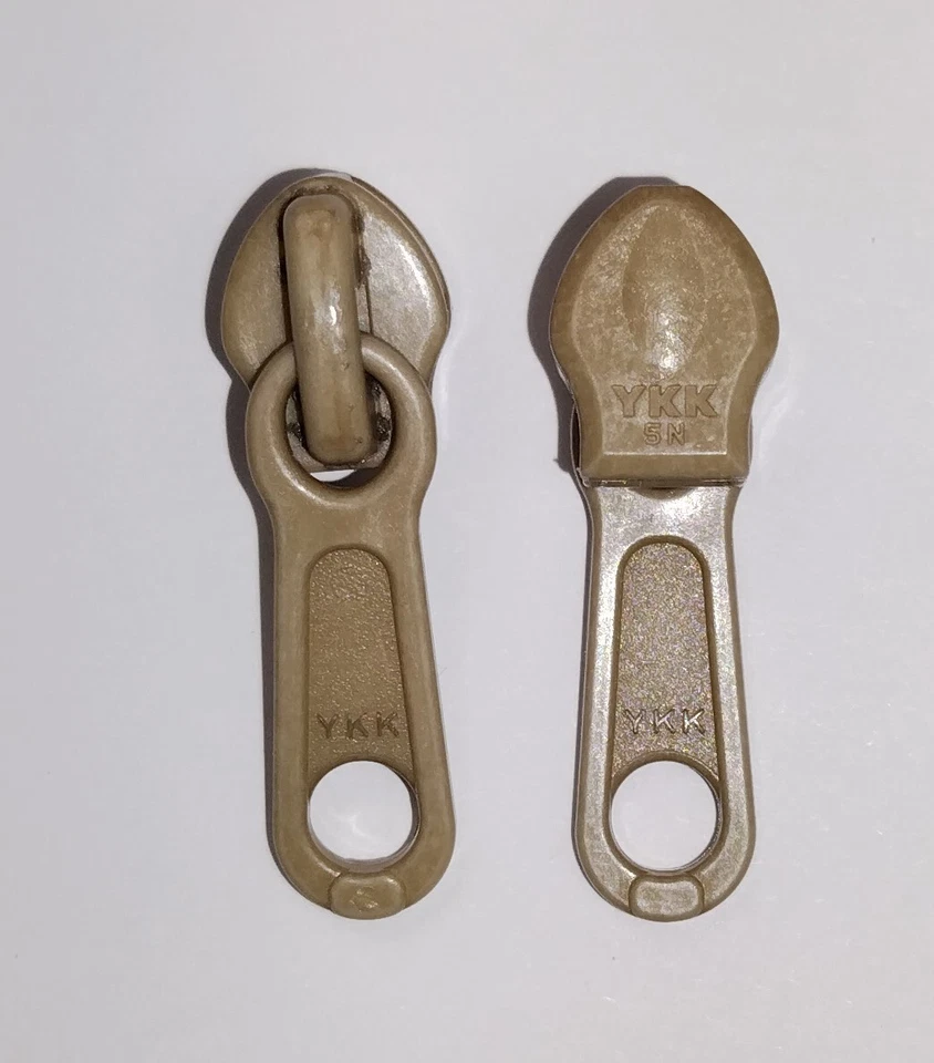 YKK #5 SINGLE PULL NON LOCKING ZIPPER SLIDER TAN PLASTIC PACK OF 50 PIECES - Image 1 of 1