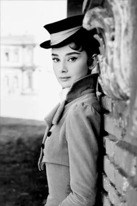 Hepburn Audrey Model Actress Fashion Painting Print Wall Art Home - POSTER 20x30 - Picture 1 of 3