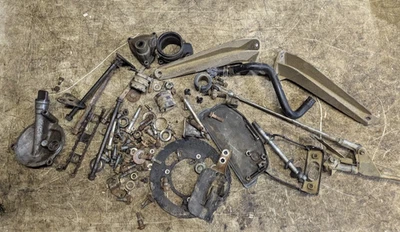 Kawasaki Prairie 650 2002 guardabarros trasero soporte palanca de cambios maletero tapa estriba Foto 1 de 4