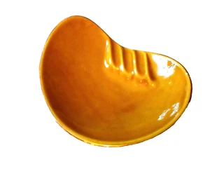VINTAGE ASHTRAY CERAMIC AMBER MUSTARD   7" x 5.5" MCM BOHO RETRO TIKI BAR DECOR - Picture 1 of 11