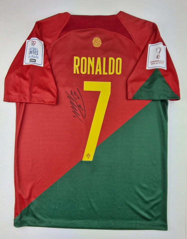 Cristiano Ronaldo CR7 Portugal Hand Signed by CR7 w/COA Free shipping worldwide - Image 1 of 4
