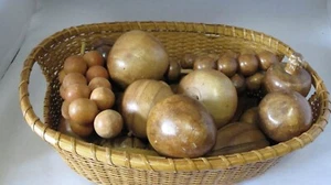 Vtg MCM Wooden Hand Carved Fruit 20 + Pieces Granny Core w Basket Wicker Wood - Picture 1 of 13