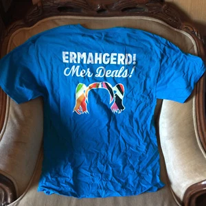 Attention Kmart Shoppers - ERMAHGERD! Mer Deals! - Uniform Blue T-Shirt Size L - Picture 1 of 3