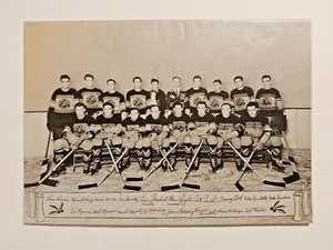 Tarjeta de Navidad de hockey Chicago Black Hawks 1935-36 con Howie Morenz, Karakas - Imagen 1 de 3