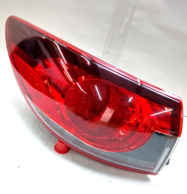 Lanterna traseira Mazda 6 2014-2017 driver lado esquerdo LED FABRICANTE DE EQUIPAMENTO ORIGINAL - Imagem 1 de 4
