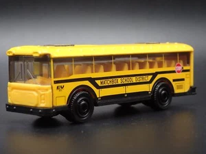 MODERN EV ELECTRIC SCHULBUS FLAT NOSE MATCHBOX MASSSTAB 1:64 MB DIECAST MODELLAUTO - Bild 1 von 8