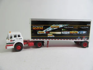 Athearn 1:87 Ford C Con Remolque De 28 Pies Consolitated Freightways NoZone - Imagen 1 de 7