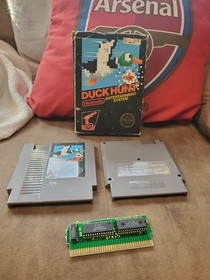 1st Release 1985-86 "Glossy Seal" Nintendo DUCK HUNT With The Box *NO Manual*