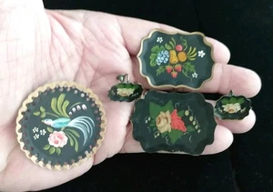 Antique Tin Handpainted TOLEWARE Jewelry Lot 3 Pins And Earrings  - Picture 1 of 11