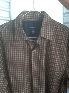 Mens Van Heusen Striped Button Up Dress Shirt Size Medium 15 - 15 1/2 Brown - Picture 1 of 3