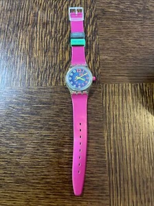 1994 Swatch Le Walk Le Swatch Le Game NOS Andale SSK105 Neon Pink - Picture 1 of 10