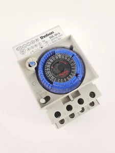 theben SUL 181 h - Timer analogico programma giornaliero 220V 45-60Hz - Foto 1 di 2