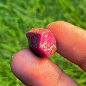 21.40 Ct Natural Blood Red Ruby Sapphire Specimen 1 Piece Healing Loose Gemstone - Picture 1 of 6