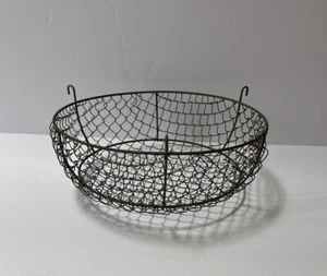Vintage Round Chicken Wire Basket Farmhouse Cottage Egg  11” Diameter - Picture 1 of 7