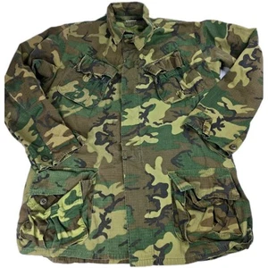 70’s Vietnam War US Army Medium Camo Rip-Stop Poplin W/R Class 2 Jacket Tropical - Picture 1 of 17