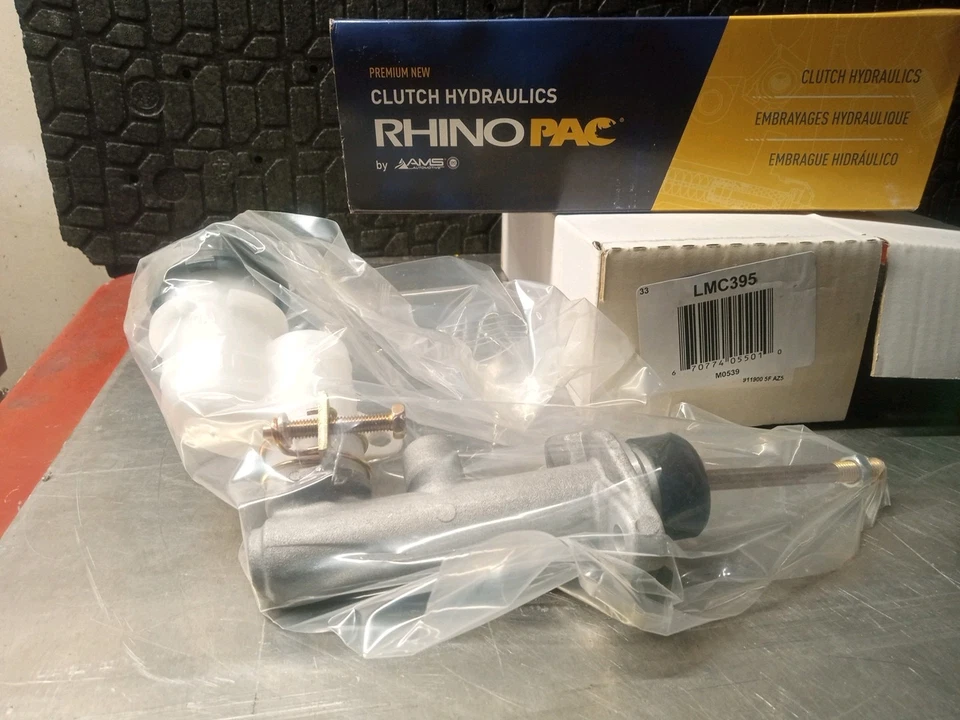 Cilindro maestro de embrague RHINOPAC LMC395 para Hyundai Accent 00-01 Foto 1 de 1