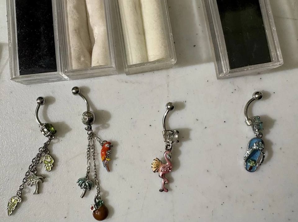 Lote de anillos ombligo ~ 9 barra de plátano ombligo tropical palma flamenco loro brillo Foto 1 de 2