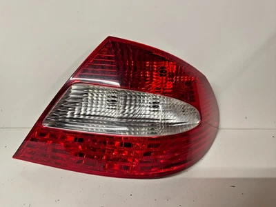 2006-2009 Mercedes-Benz CLK350 CLK550 Rear Right Passenger Side Tail Light Brake - Image 1 of 4