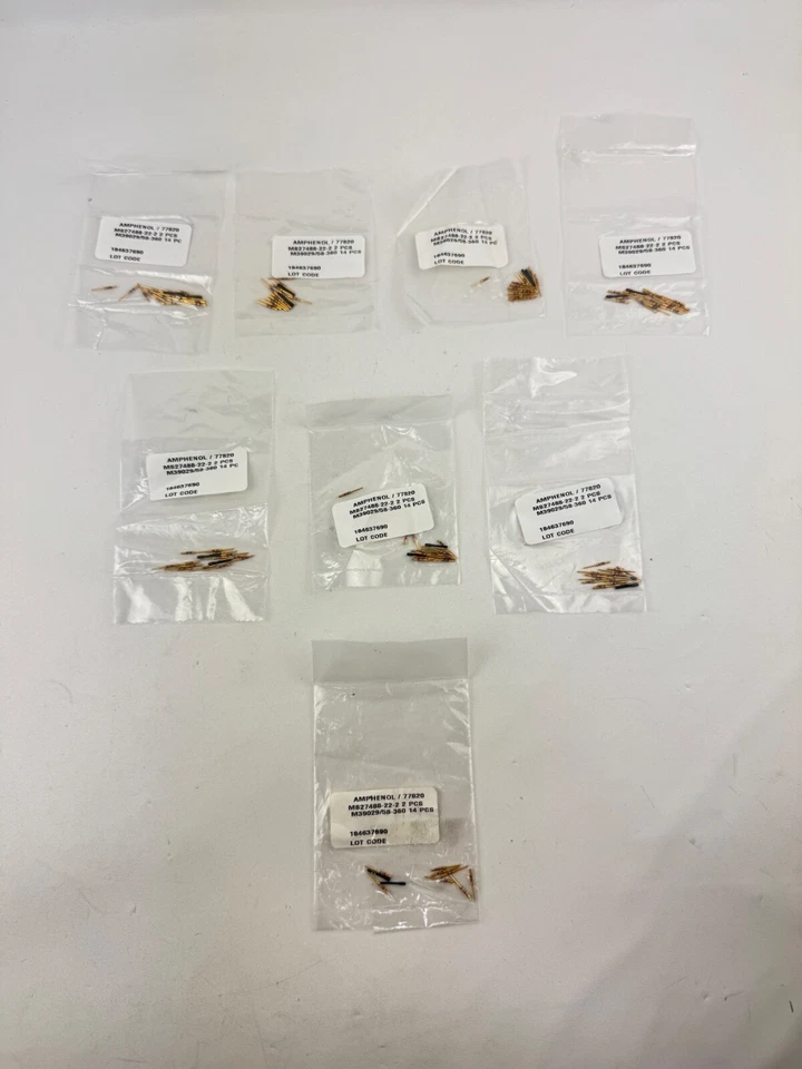 Amphenol M3902958360 Connector