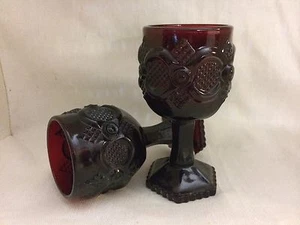 Juego de 2 copas de vástago de vino tinto vintage Avon Cape Cod - Imagen 1 de 9
