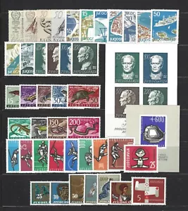 Collezione Jugoslavia Sc#646/RA27, 1962: 40+ francobolli e 2 fogli come nuovi NH OG - Foto 1 di 2