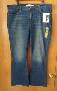 LEVI'S Signature Mid-Rise Boot Cut Jeans~Women's Asst. Sizes 4 to 24~NEW w/tags - Picture 1 of 2