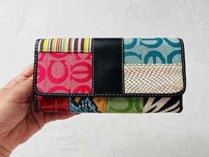 Unbranded Women's Vintage Multicolor Patchwork Rare Hippie Print Wallet - Picture 1 of 10