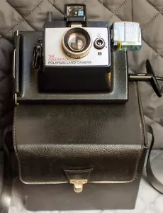 Vintage Polaroid ColorPack Instant Camera - Picture 1 of 3