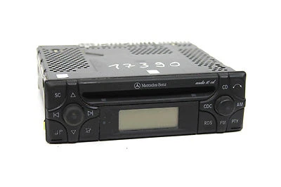 CD Autoradio Mercedes Audio 10 A1708200386 E-Klasse W210 W168 + Code/Card/Anl. - Bild 1 von 3