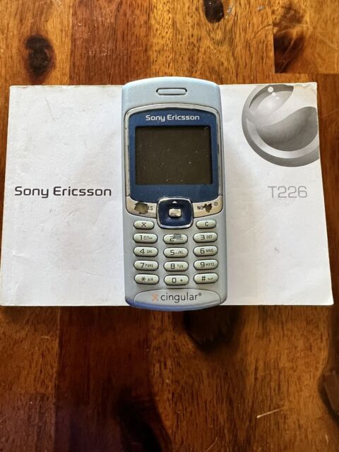 Sony Ericsson W880i - Steel Silver 100% Original!!