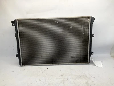 09-18 Volkswagen Tiguan 2.0L Engine Cooling Radiator W/ Fan Assembly T - Imagem 1 de 4